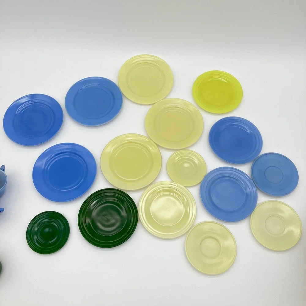 Akro Agate Vintage 1930-1940's Mini Toy Tea Set 24pc Pastel Slag Glass Dish Lot